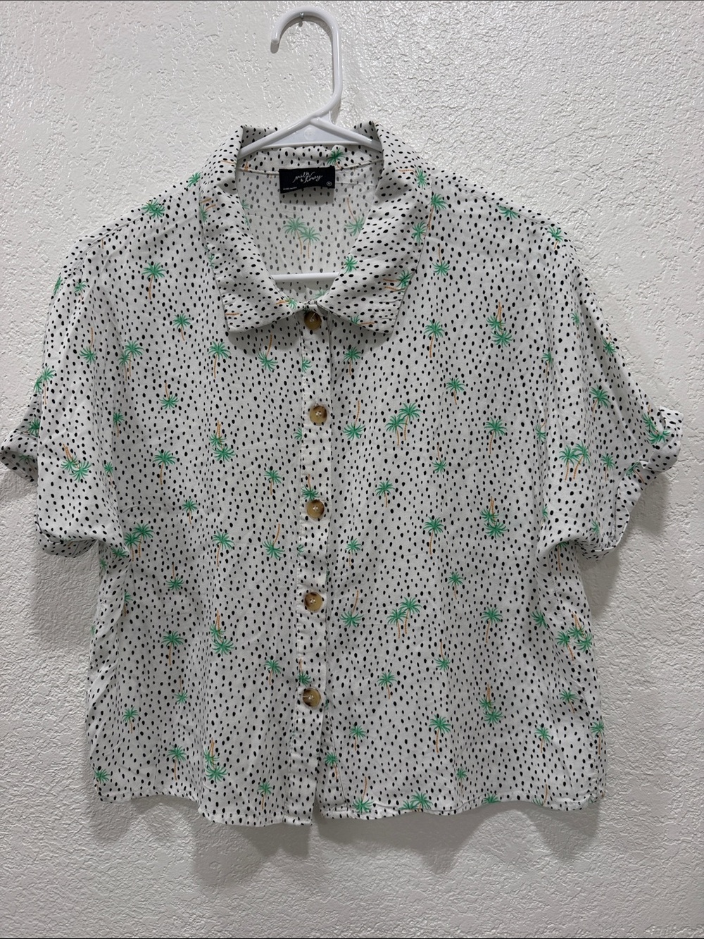 Milk & Honey Palm Tree Blouse Sz M, Cap Rolled Sleeve